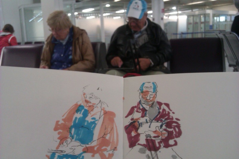 Un couple de personnes âgées dont j'ai dessiné les portraits sur le vif