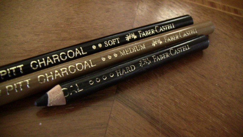 image crayons fusain faber-castell